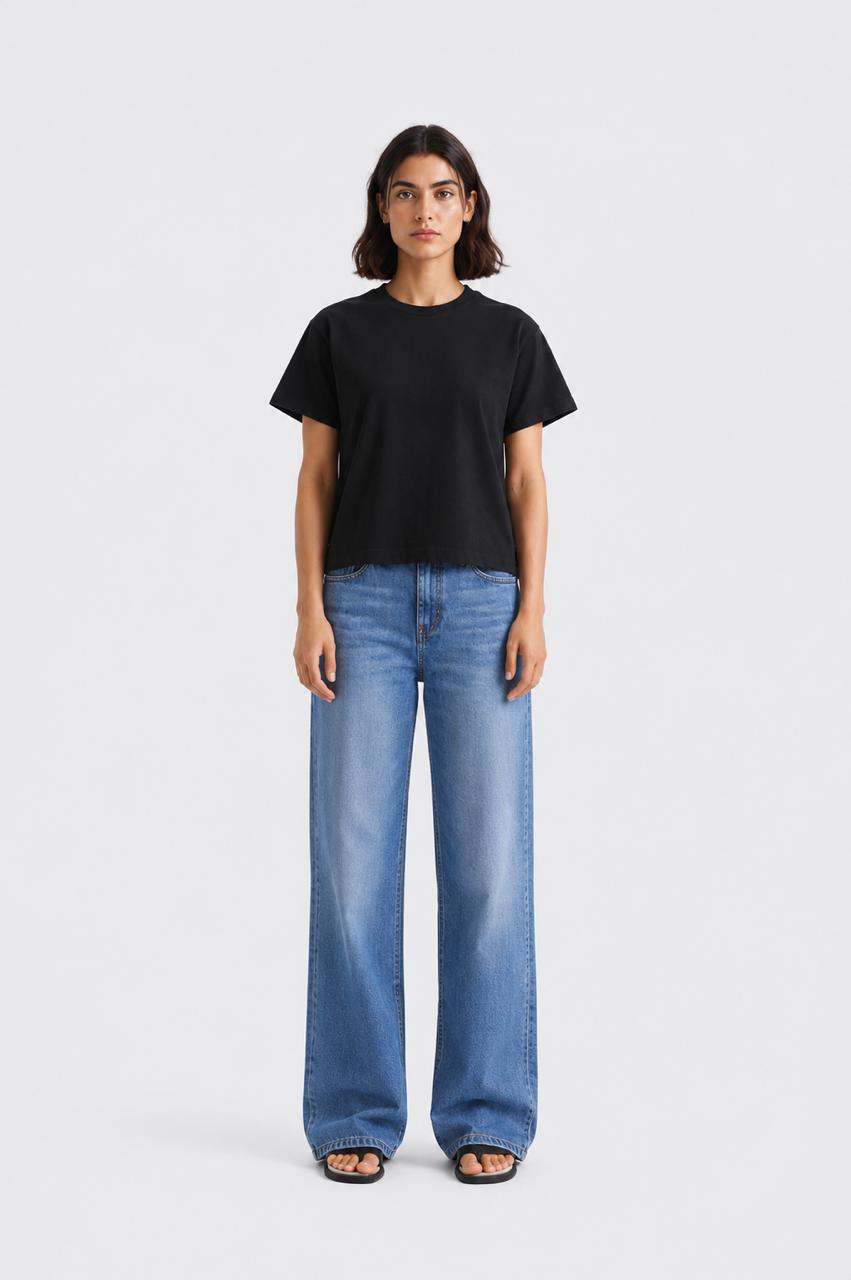 Basic T-Shirt