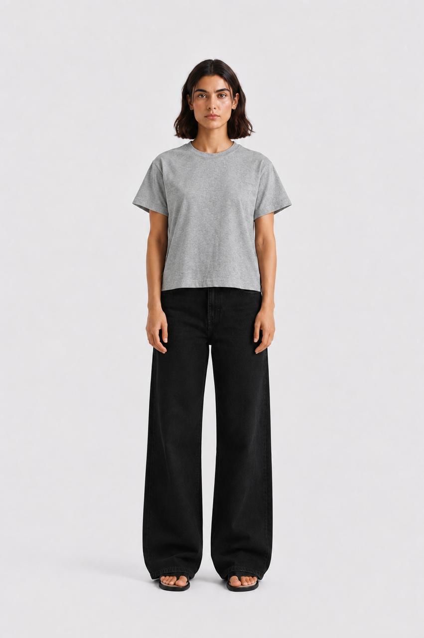 Basic T-Shirt